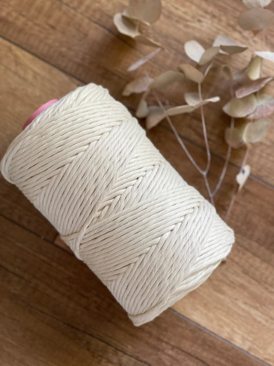 Luxe Cotton 1kg raw Natural undyed single twist string